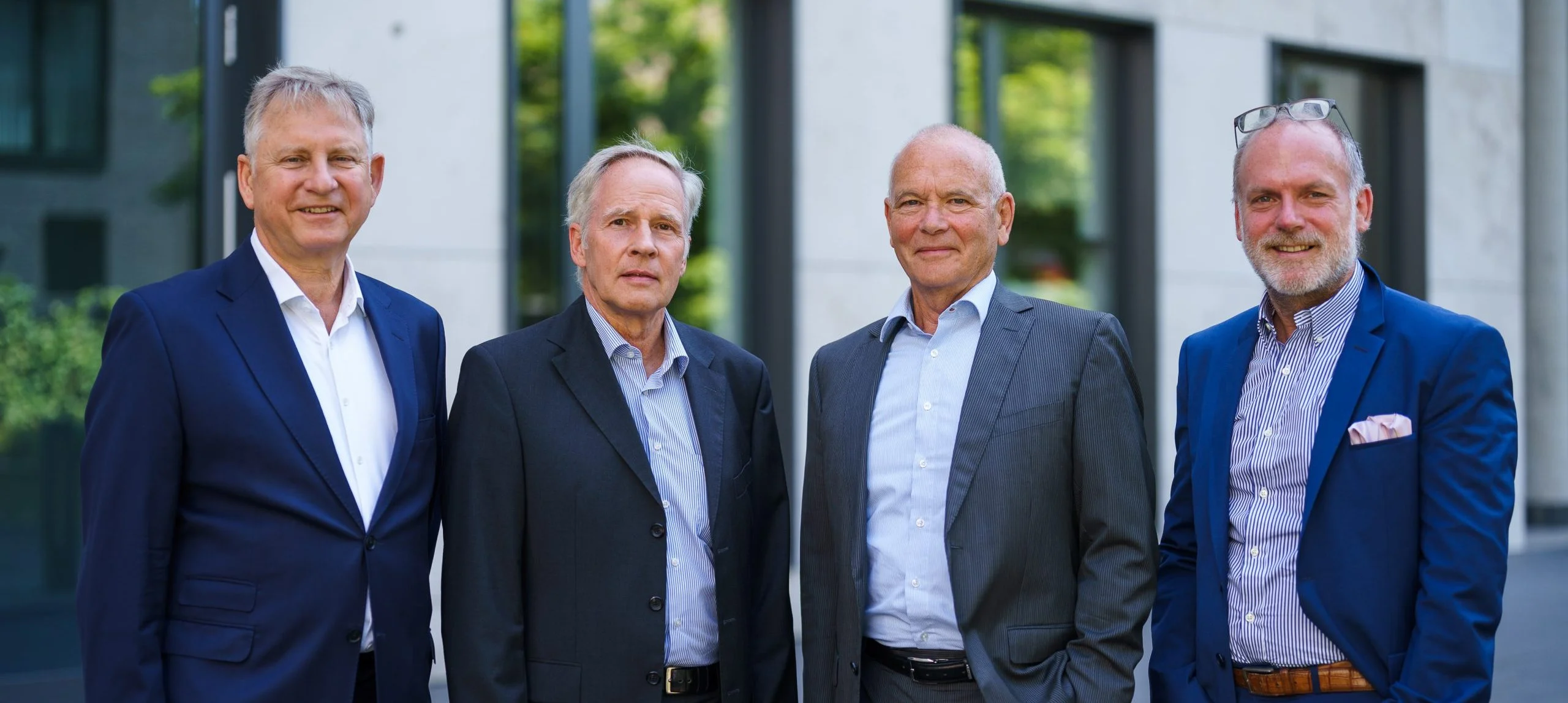 Ein Gruppenfoto des Vorstands von Seven Principles.
