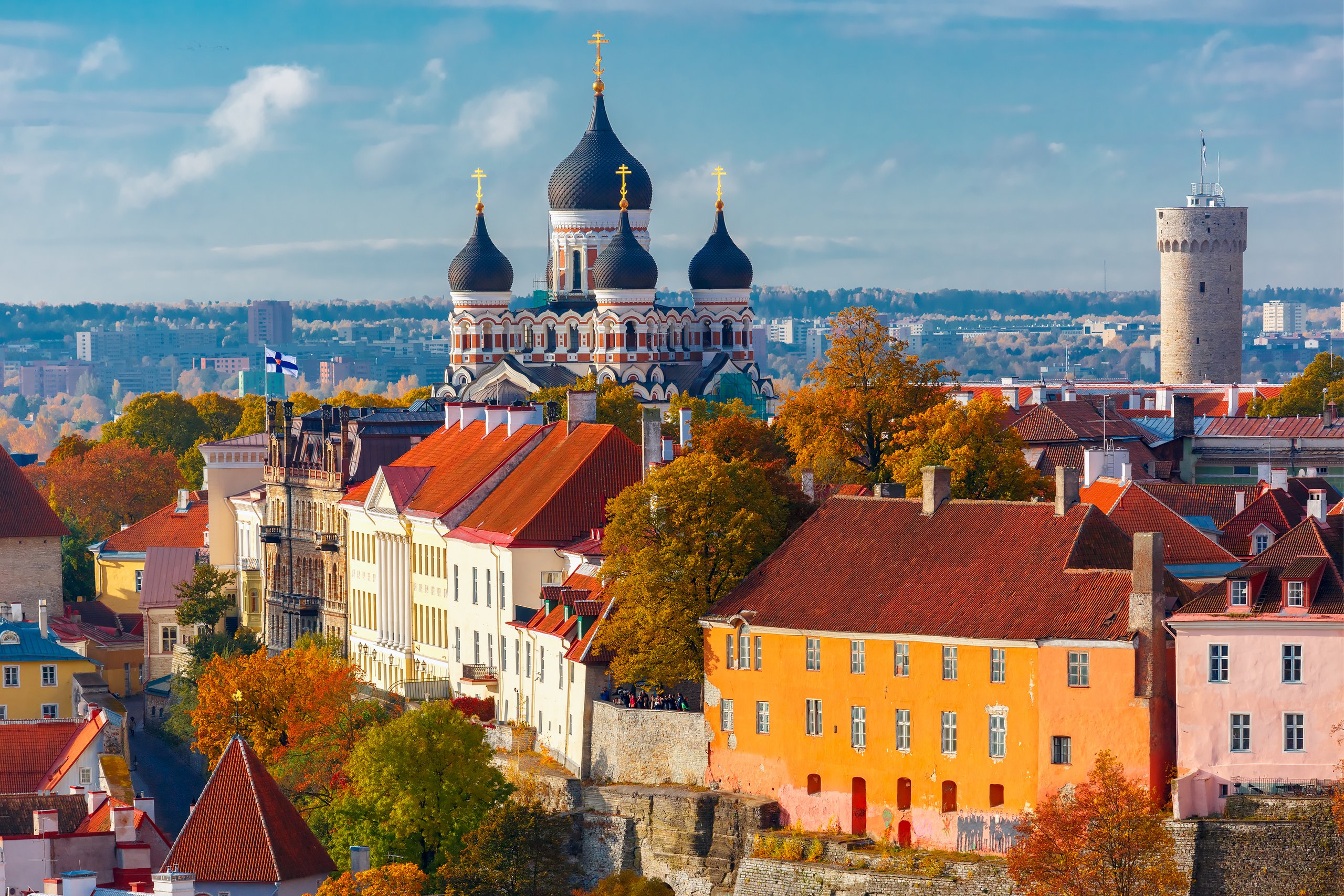 Tallinn Altstadt mit Alexander-Newski-Kathedrale im Herbst